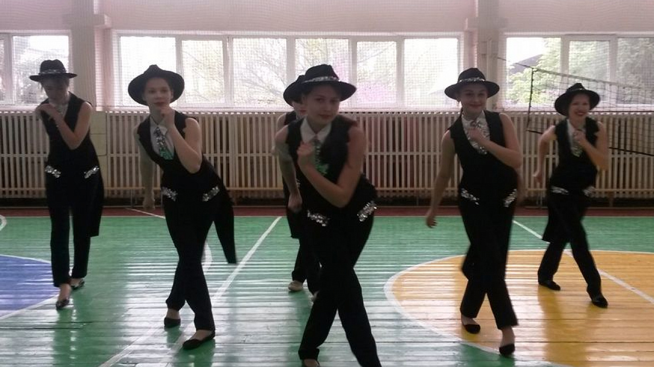 В Западном округе прошел окружной этап городского конкурса школьных творческих коллективов