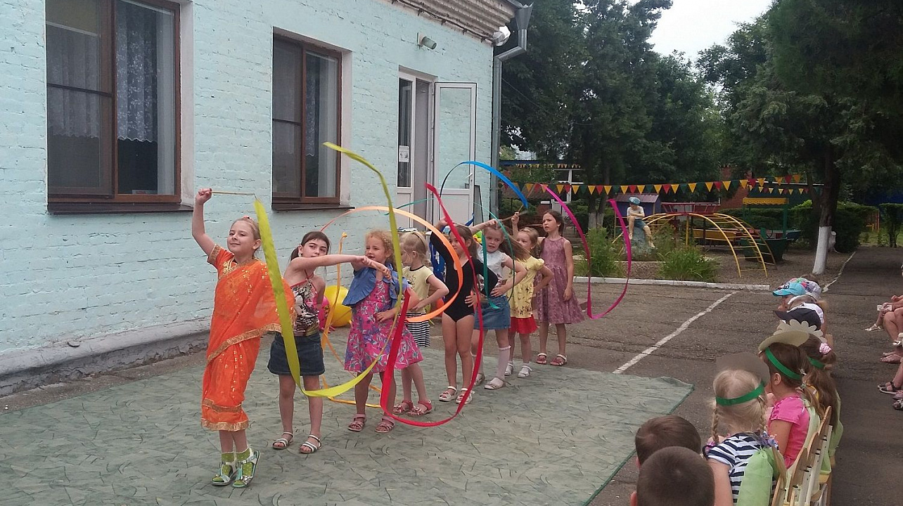 "Вальс цветов"