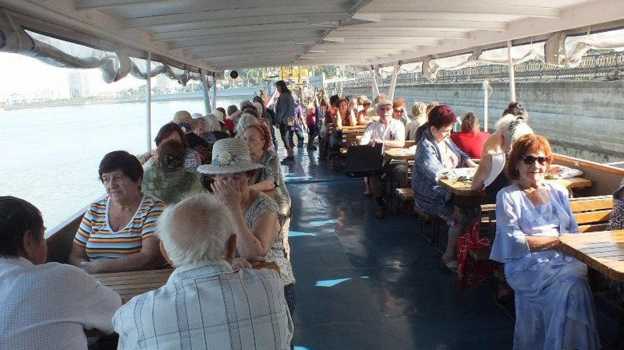 Инвалиды Центрального округа празднуют День города