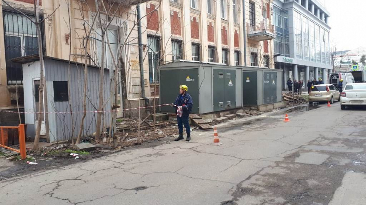 В Западном округе продолжается снос незаконно возведенных сооружений