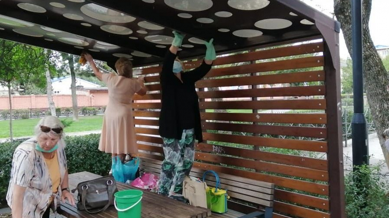 Наведение санитарного порядка на бульваре Дальний___.jpg