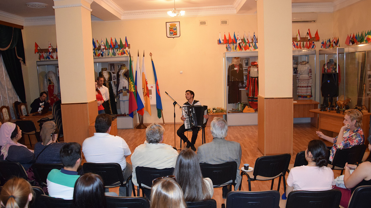 КИДовцы отметили Международный день цыган (5).JPG