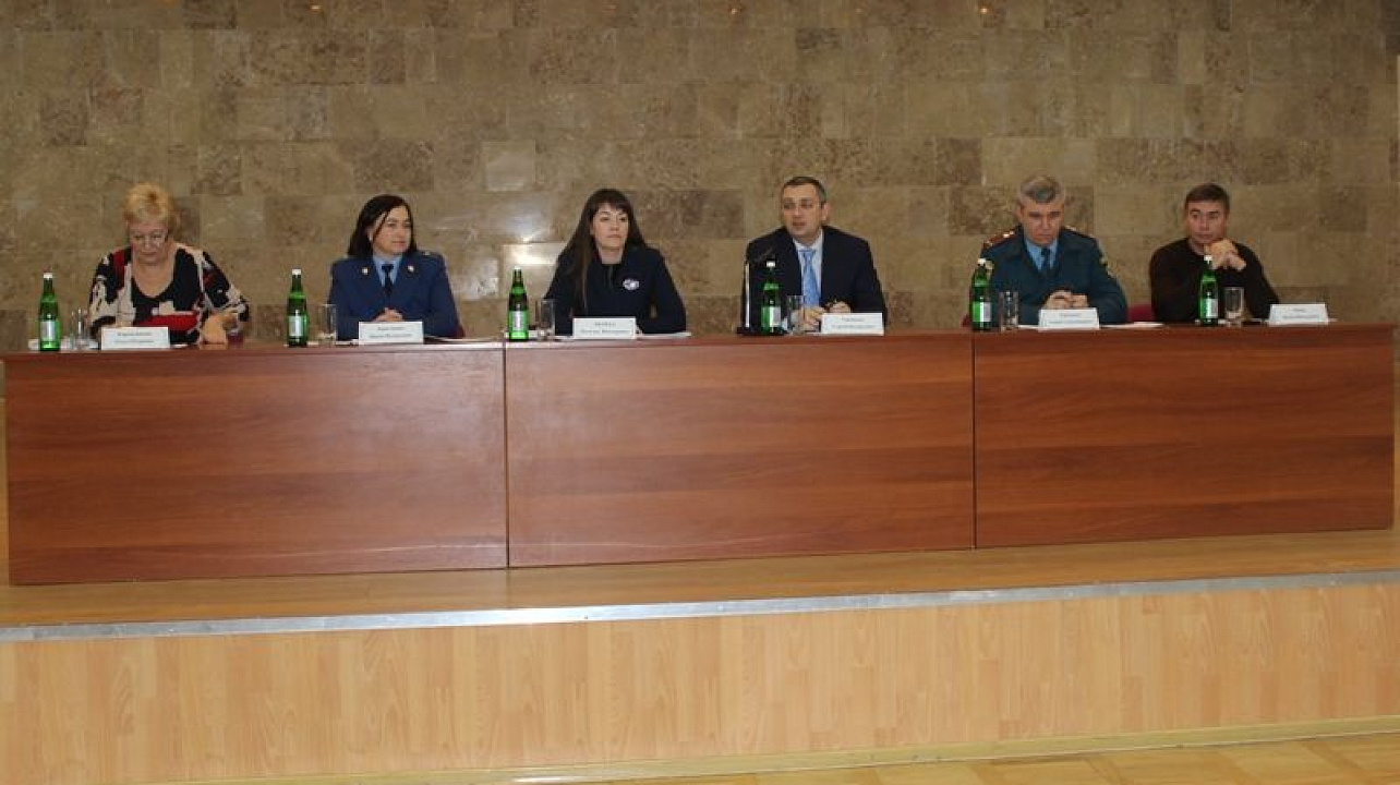 Предприятия и организации Центрального округа наведут новогодний лоск до 1 декабря