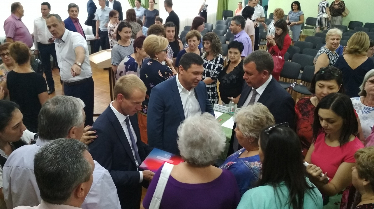 В Комсомольском микрорайоне прошла встреча с жителями