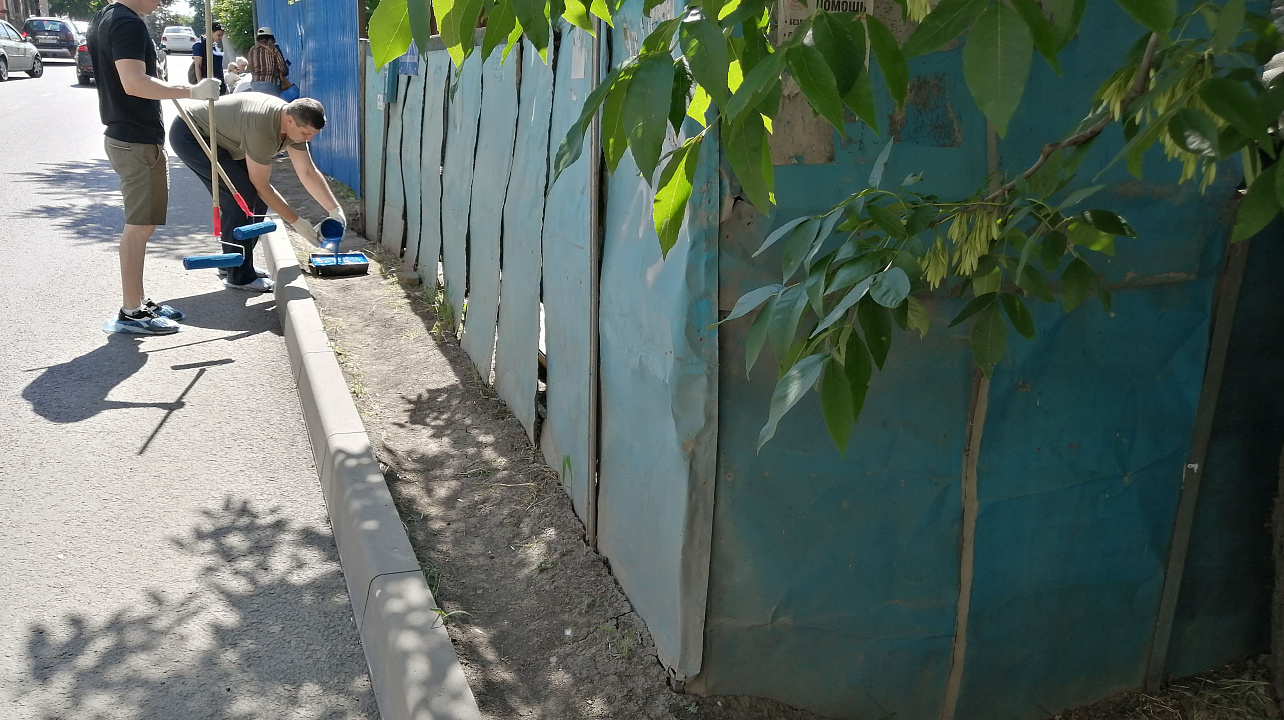 В западном округе прошли субботники