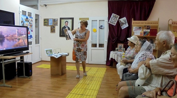 В библиотеке Западного округа состоялось заседание киноклуба «Родники духовности»