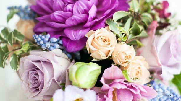 Поздравления и самые сердечные пожелания по случаю 45-ти-летия генерального директора ОАО "НЭСК-электросети"