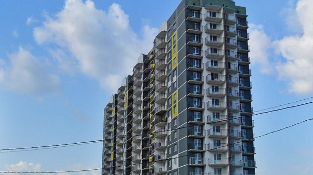 Сроки ввода в эксплуатацию четырех многоквартирных домов обсудили с застройщиками на совещании в администрации Краснодара