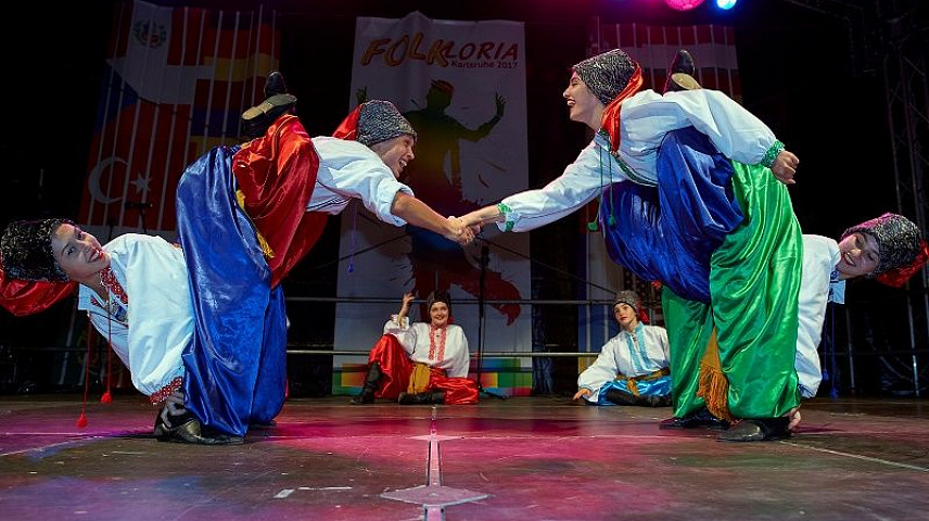 folkloria2017_byernst_Otrazhenie3.jpg