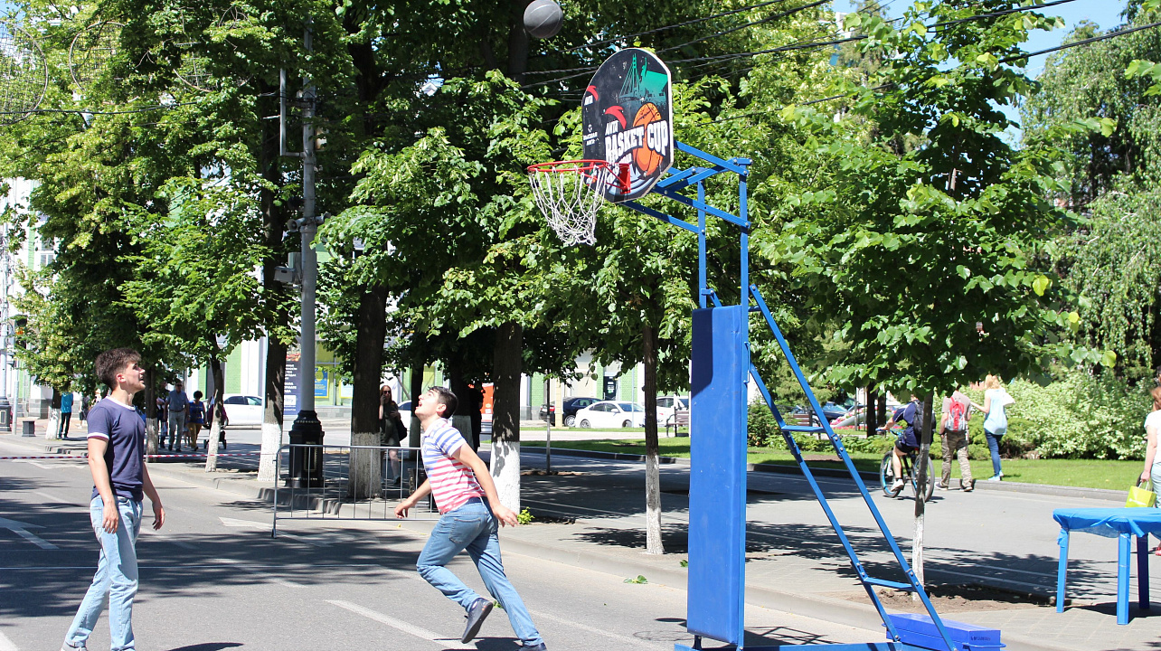 Фотоотчет с юношеской суперлиги по уличному баскетболу