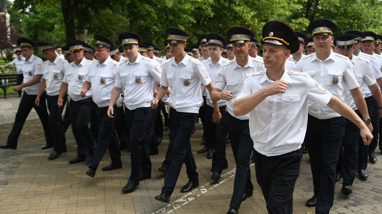 В Краснодаре состоялся торжественный развод личного состава Краснодарского гарнизона полиции