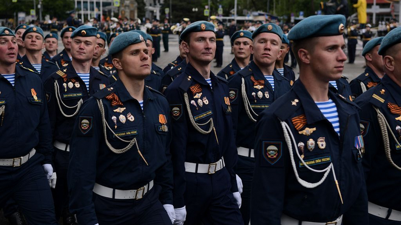 В Краснодаре состоялся парад в честь Дня Победы