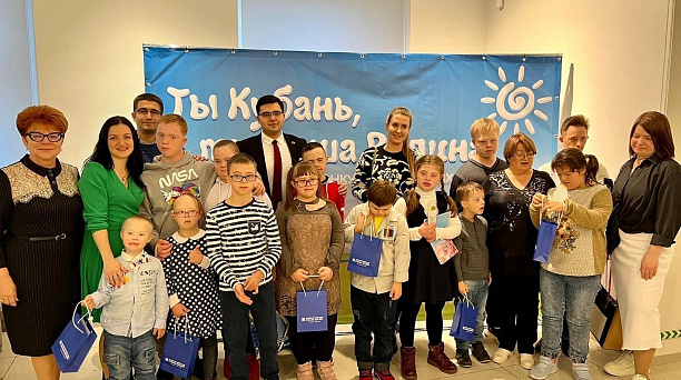 Начала работу инклюзивная выставка «Ты Кубань, ты наша Родина!»