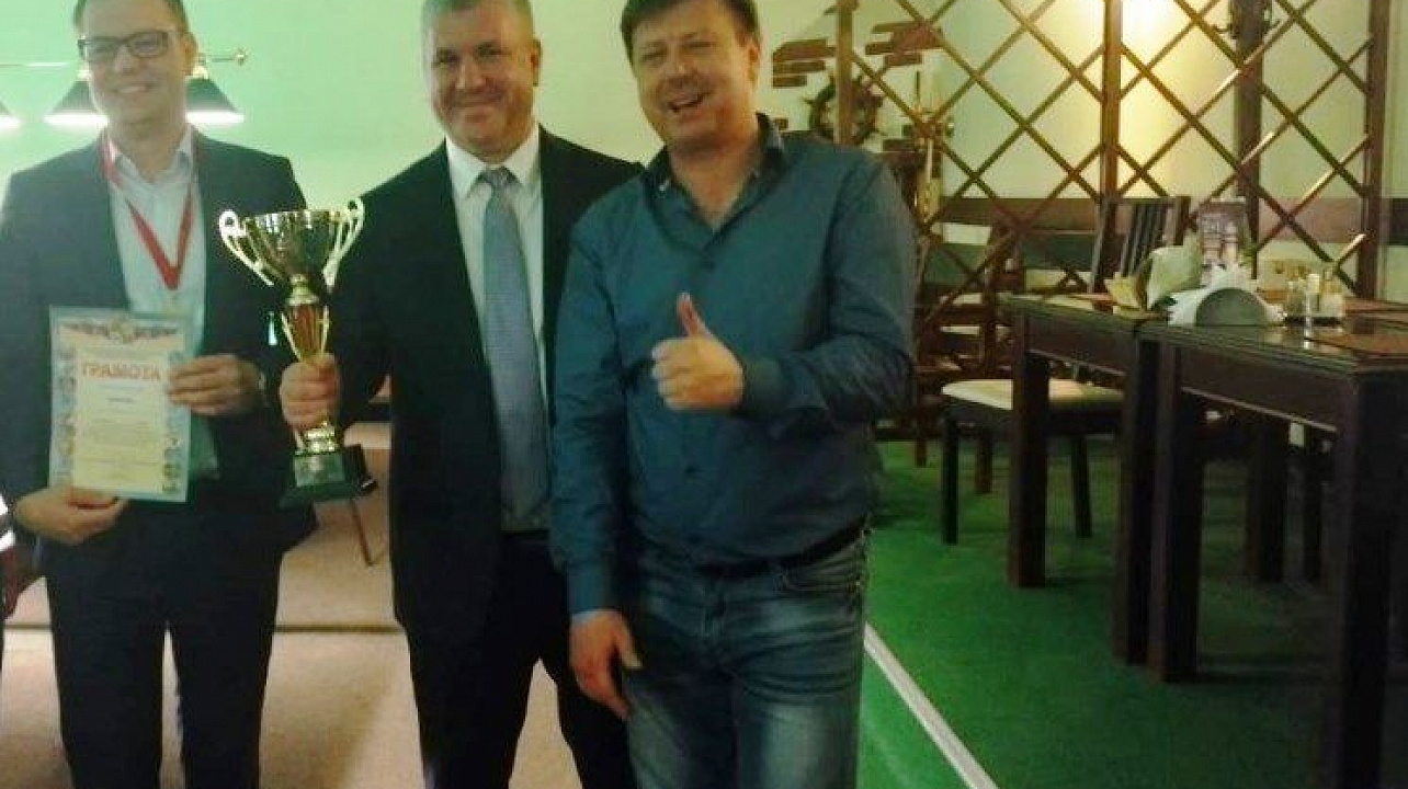Команда Западного округа одержала победу в турнире по бильярду