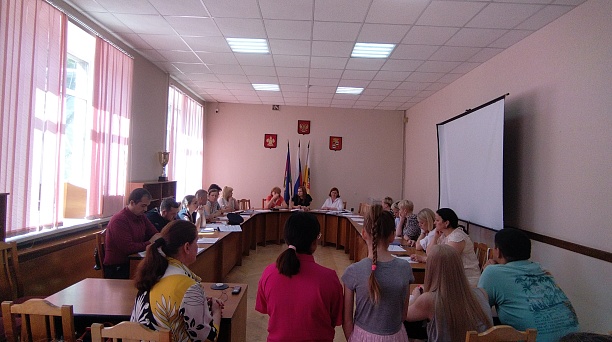 В округе состоялось заседание комиссии  по делам несовершеннолетних  и защите их прав