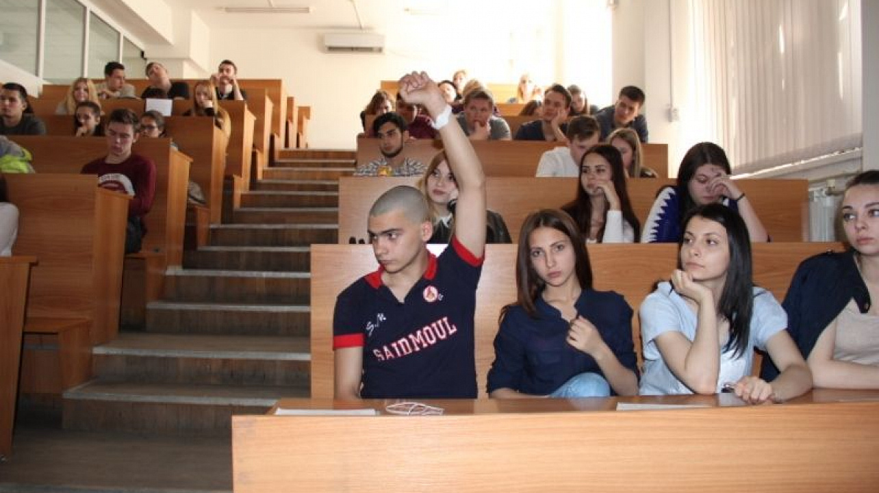 Студенты Центрального округа обсудили вопросы профилактики наркомании