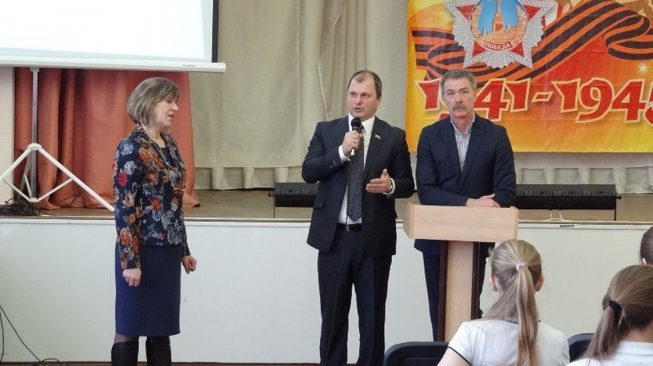 Будущие избиратели школы № 35 отпраздновали  День молодого избирателя!