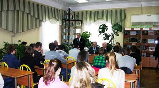 В монтажном техникуме прошла встреча «Славе Кубани не меркнуть – традициям жить!»