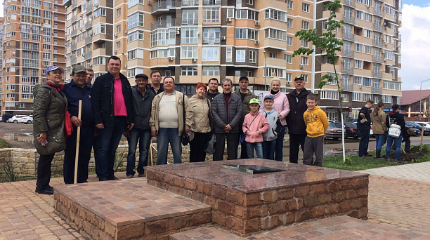 На Бульваре Памяти Чернобыльцев высадили деревья