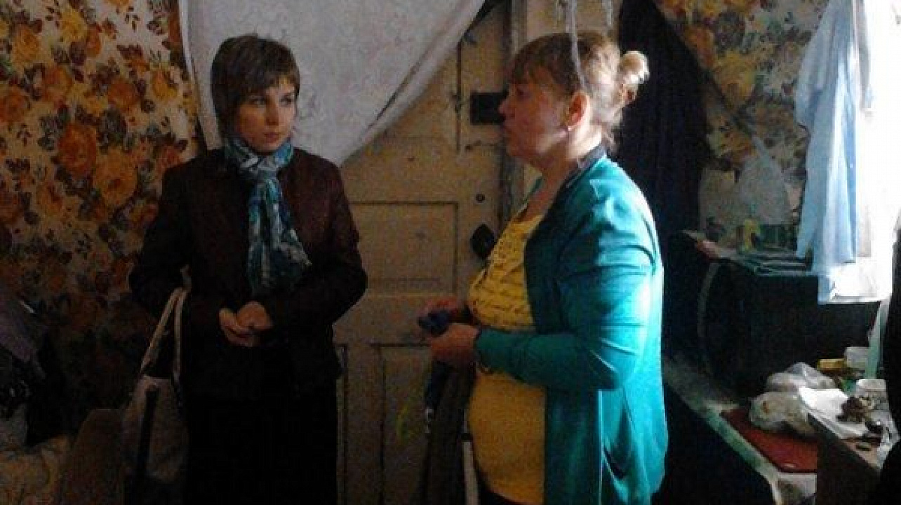 Комиссия по делам несовершеннолетних Западного округа проведала неблагополучные семьи и «трудных» подростков