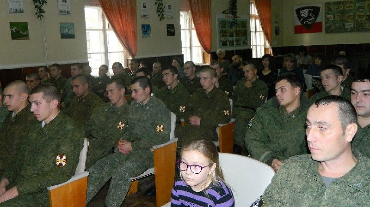 В Центральном округе прошло праздничное мероприятие «Мы будем вечно прославлять ту женщину, чье имя - Мать!»