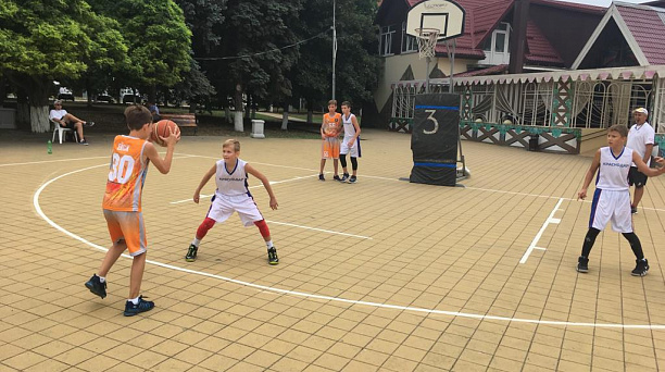 Краснодарцы завоевали Кубок губернатора по уличному баскетболу