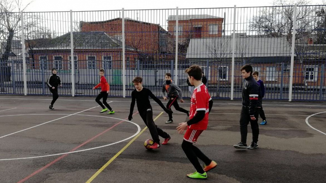 В Западном округе прошел турнир по мини-футболу