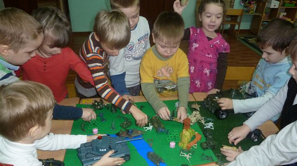 В детских садах Западного округа проходят мероприятия патриотической направленности