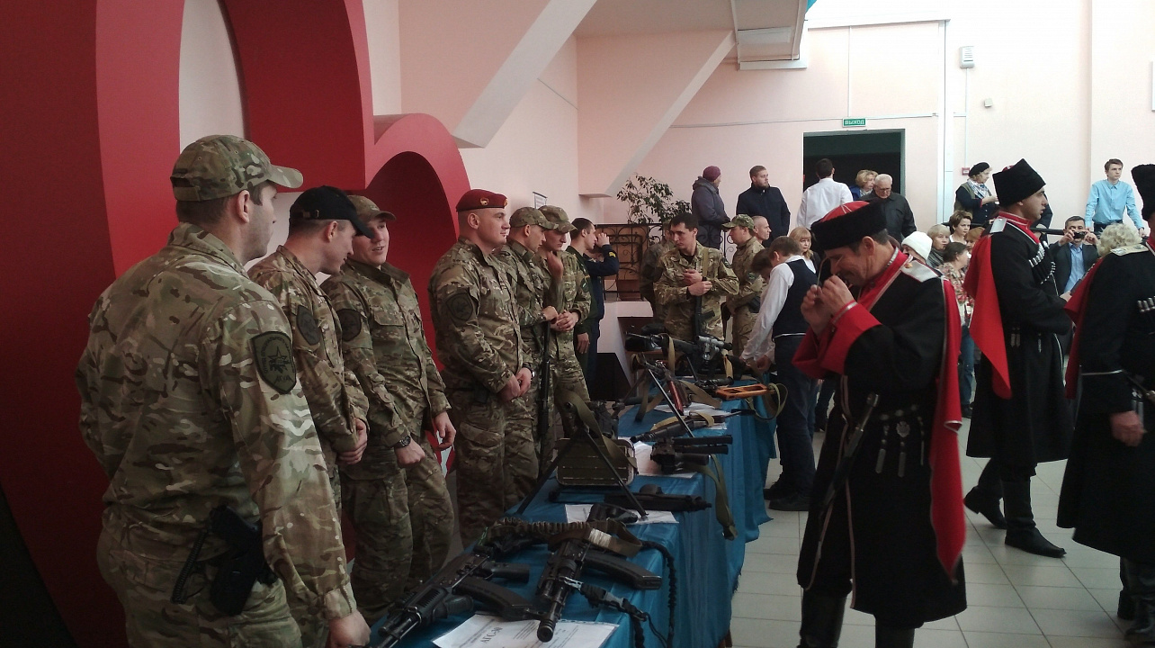 В Карасунском округе города Краснодара открыт месячник оборонно-массовой и военно-патриотической работы