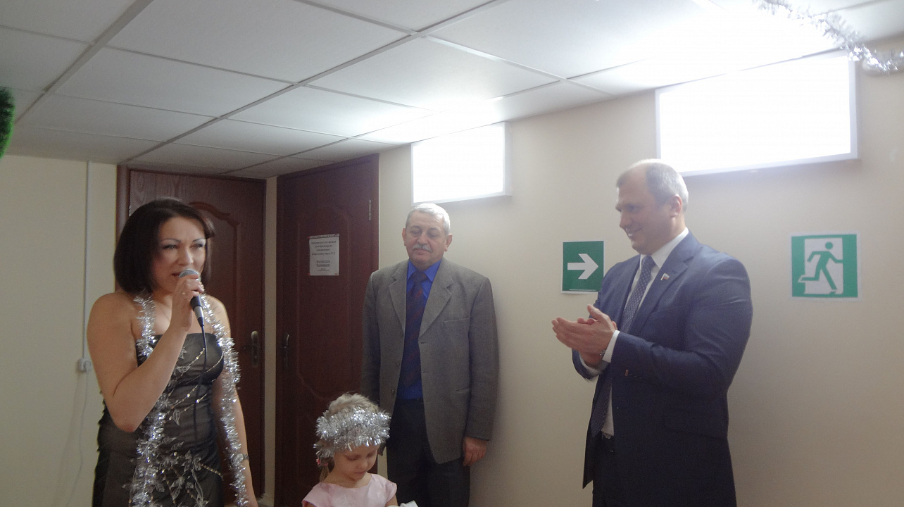 Актив общественности ТЦ № 21 поздравили с наступающими новогодними праздниками