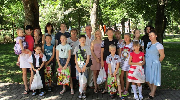 В избирательном округе № 35 прошла акция «Собери ребенка в школу»