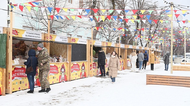 На Пушкинской площади в Краснодаре стартовал музыкально-гастрономический фестиваль «Русская Масленица»