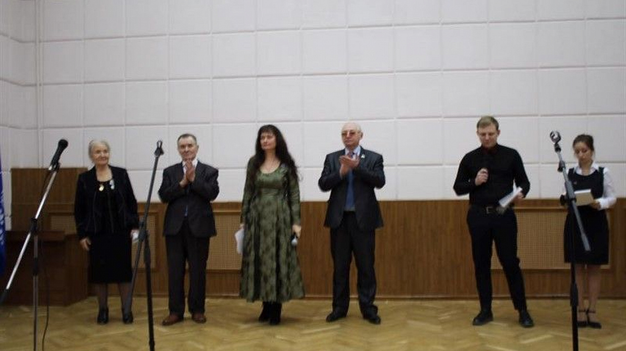 В Краснодаре прошел конкурс «Мужеством и стойкостью гордимся», посвященный 75-летию снятия блокады Ленинграда.jpg