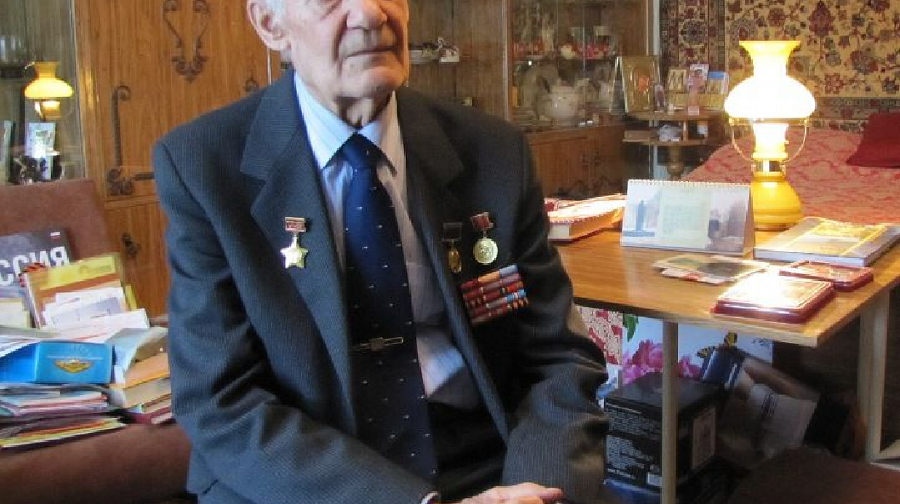 Ветерану Панфиловской дивизии Василию Павловичу Кузьменко вручили юбилейную медаль