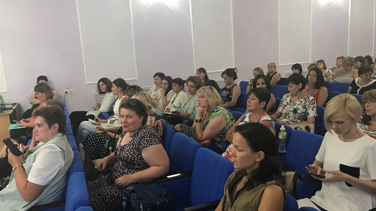 По инициативе «Края милосердия» в Краснодаре обсудили актуальные вопросы реализации инклюзии.jpg
