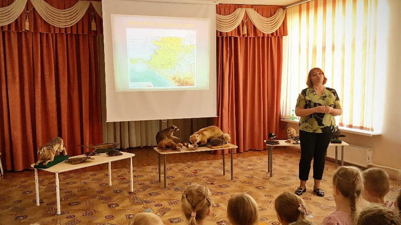 В детском саду № 233 побывала выездная  музейная выставка