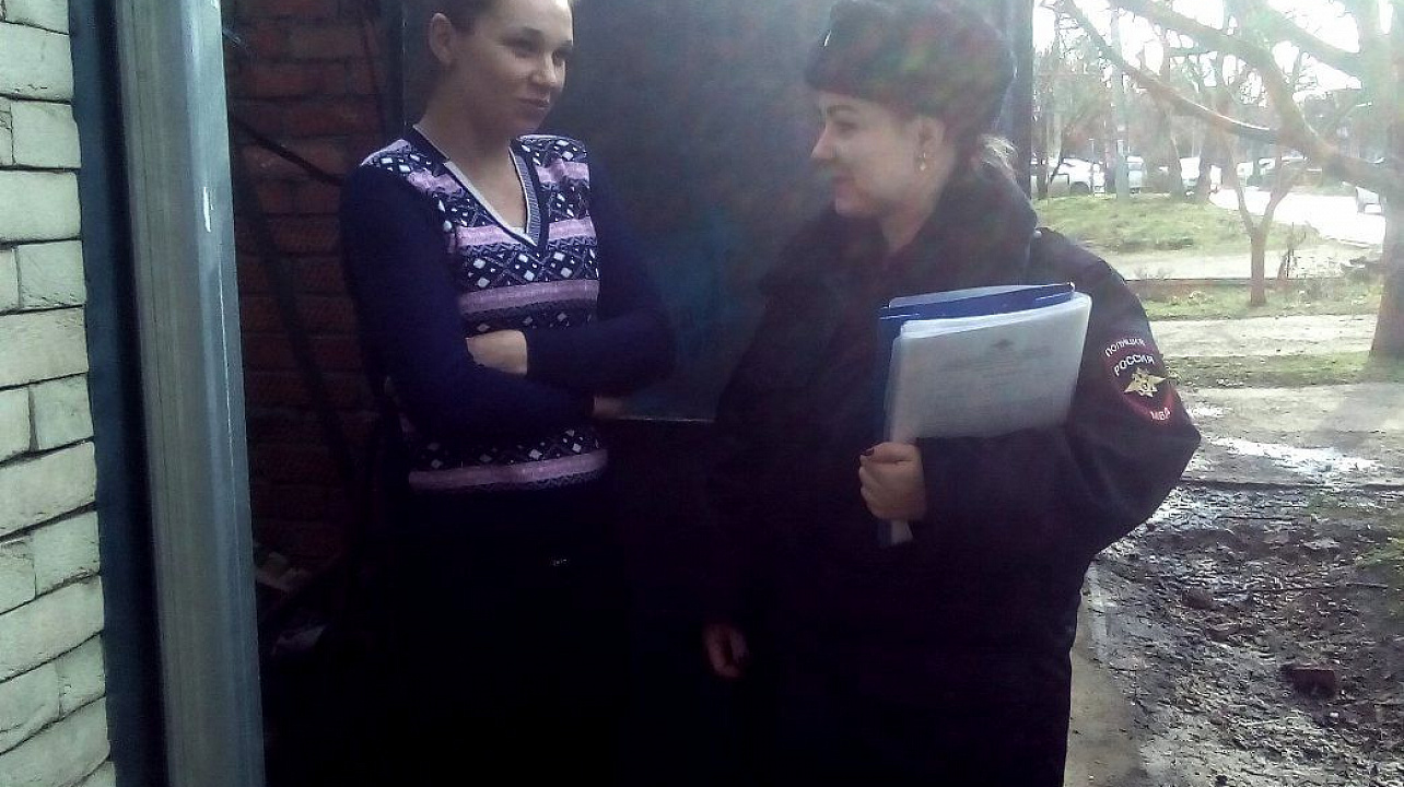 В Западном округе прошло рейдовой мероприятие по семьям, находящимся в социально опасном положении