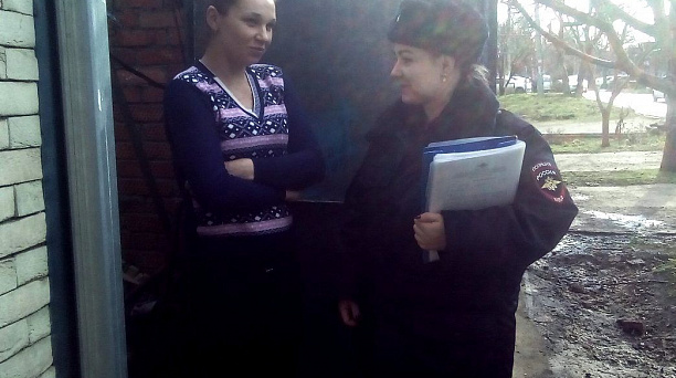 В Западном округе прошло рейдовой мероприятие по семьям, находящимся в социально опасном положении