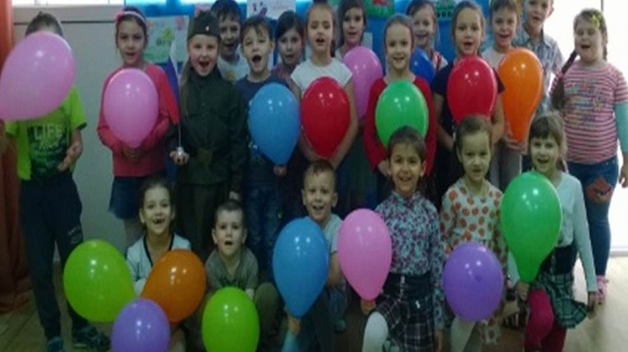 «Будем армии служить!»