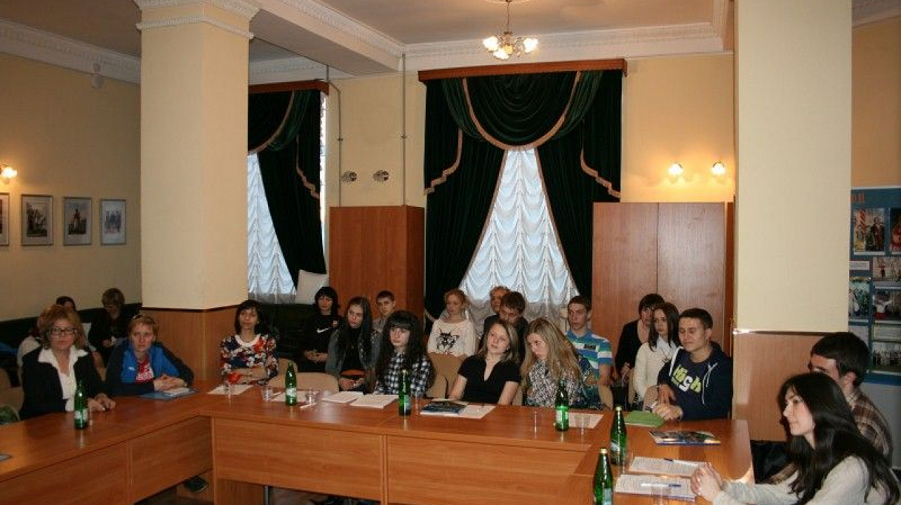 IMG_9883 (Custom).JPG