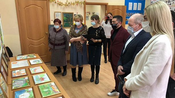 Шестьдесят победителей и призеров - в Центральном округе завершился конкурс рисунков