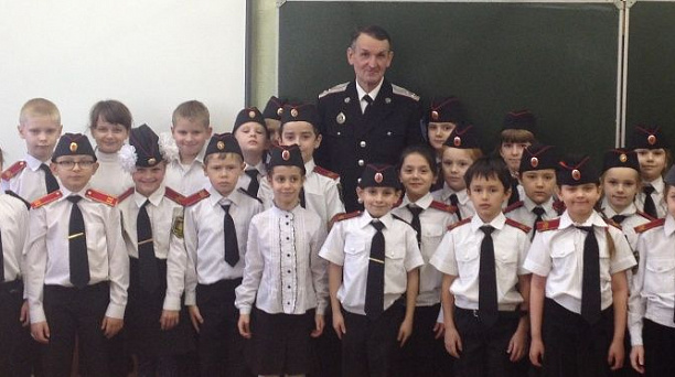 В школе № 30 прошла встреча с представителями казачества