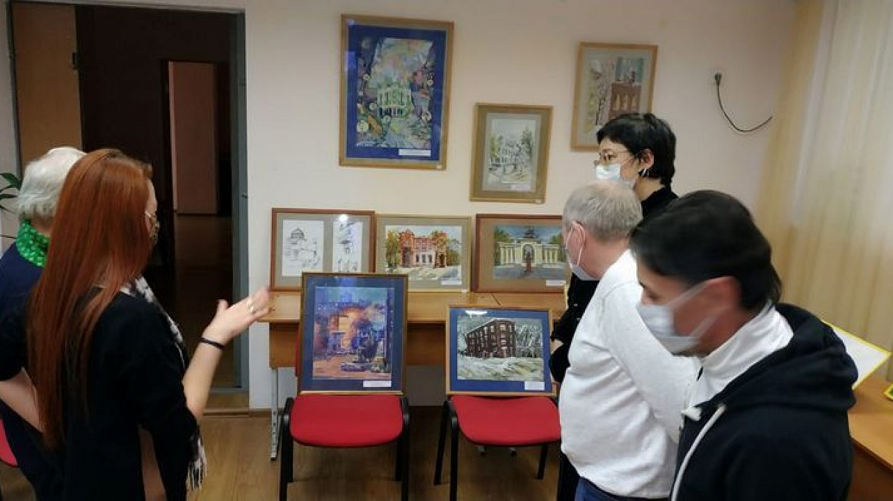 Полотен с пейзажами Центрального округа становится все больше – в округе продолжается конкурс рисунков