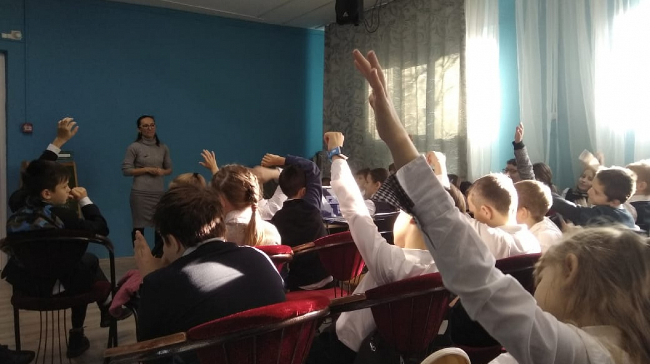 В Доме культуры Западного округа прошла игровая программа