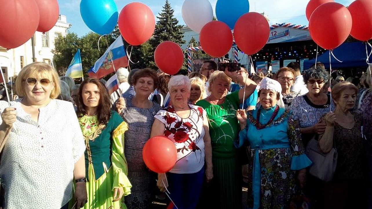 Жители Центрального округа приняли участие в праздновании Дня России