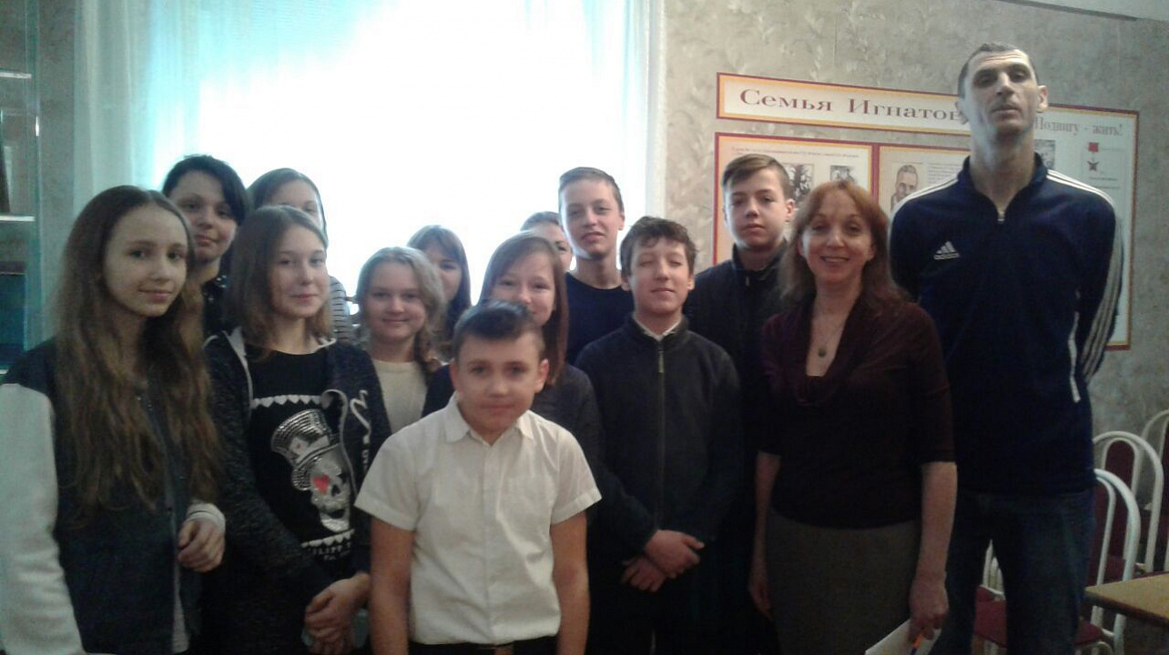 Воспитанники спортивной школы Западного округа посетили музей-квартиру семьи Игнатовых