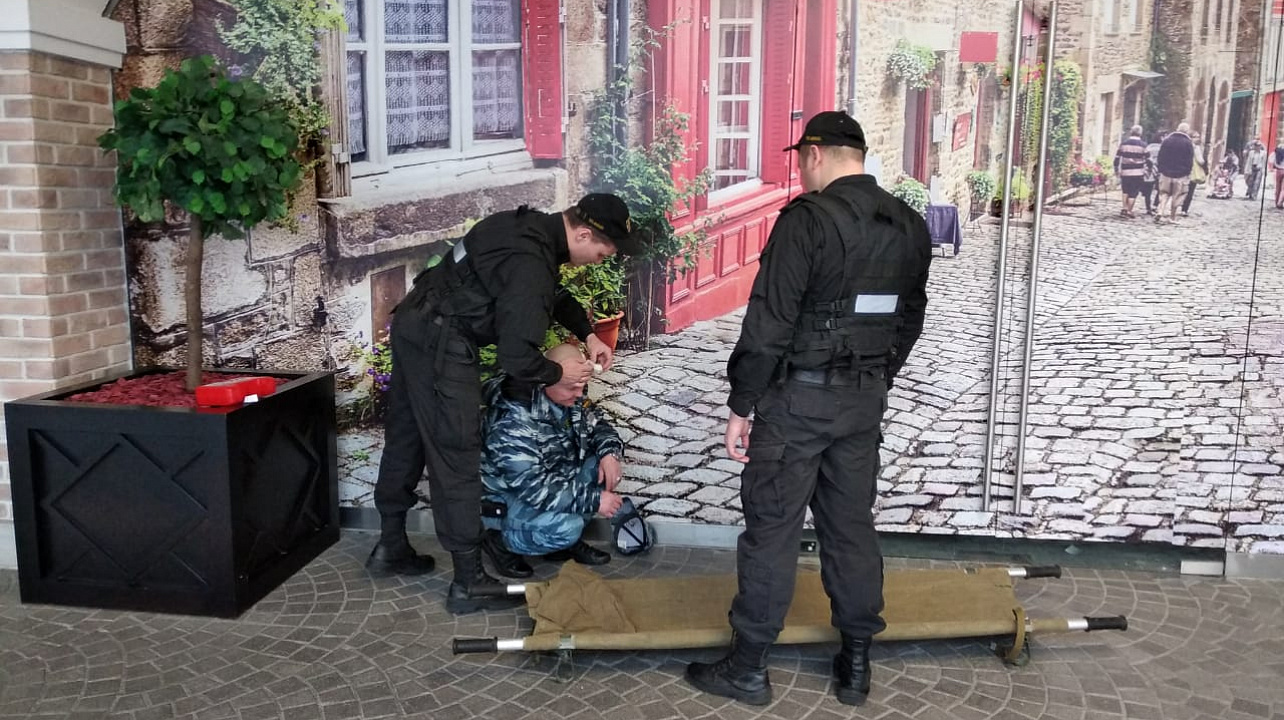 В Западном округе прошла практическая тренировка по эвакуации людей при пожаре