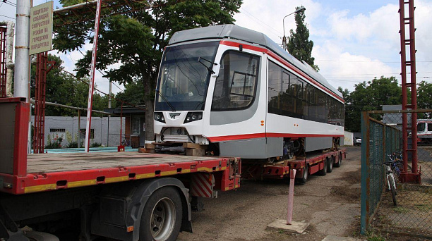 Первые два трамвая из партии 2020 г. прибыли в Краснодар