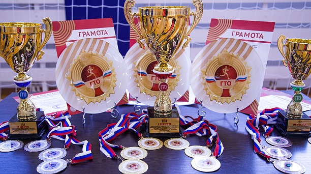 Подвиг героев - в наших сердцах!