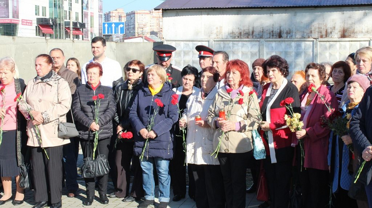IMG_8463.JНа Всесвятском кладбище прошла церемония в память о жертвах политических репрессийPG